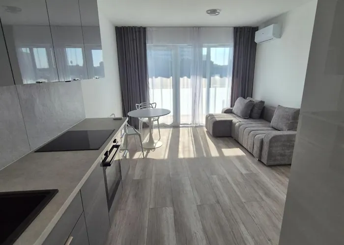 Skyline Luxuryspa Апартаменты Вроцлав